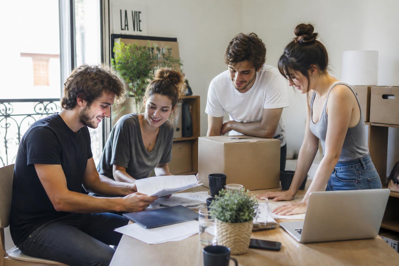 découvrez nos conseils et astuces pour optimiser la gestion de votre préavis en colocation et faciliter votre départ en toute sérénité.
