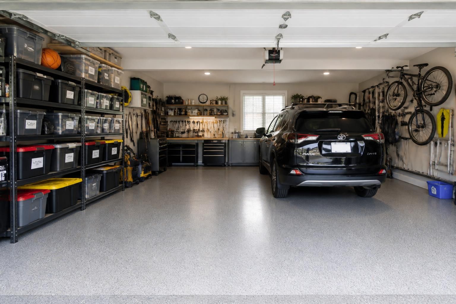 découvrez nos astuces futées pour optimiser l'espace de votre garage grâce à des rangements malins et pratiques, et profitez d'un espace organisé et fonctionnel.