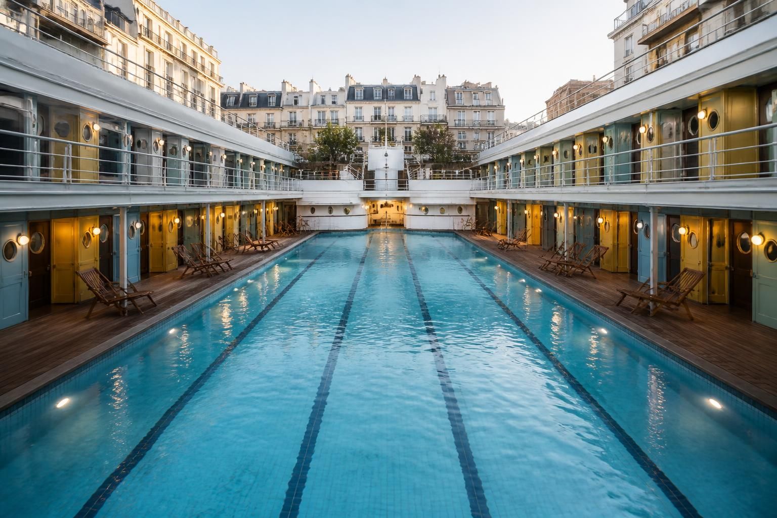 Découvrez les 10 piscines les plus sublimes pour plonger et vous rafraîchir à Paris 2 explorez les 10 piscines les plus magnifiques de paris pour vous détendre, plonger et vous rafraîchir en plein cœur de la ville.